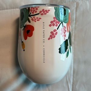 RIFLE PAPER CO. CORKCICLE STEMLESS Tumbler Wine NEW NWOT CREAM LIVELY FLORAL